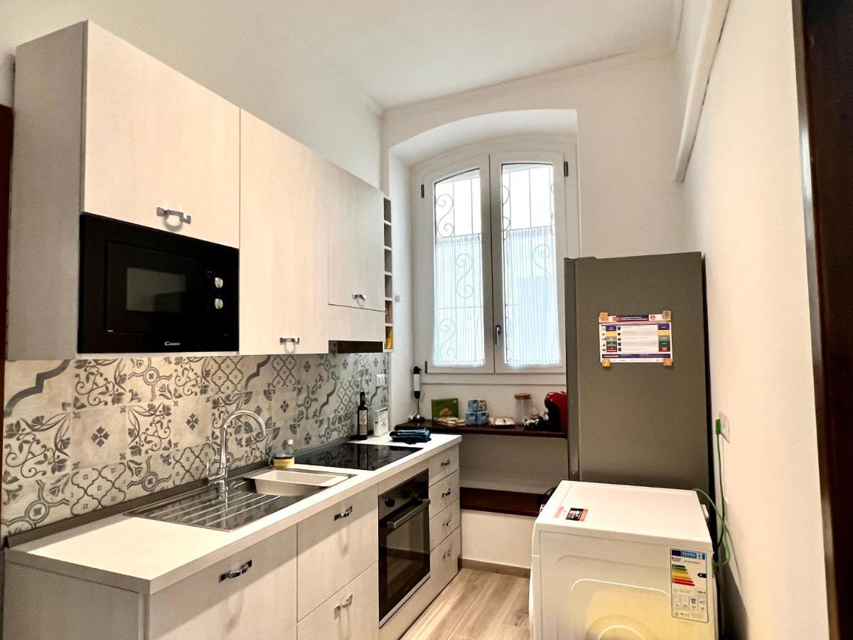 La Casa Di Ale Nel Centro Storico Di Cagliari Apartment Екстериор снимка